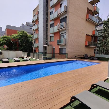 Magnificent Apartment Close To The Beach Sant Adria de Besos Luaran gambar